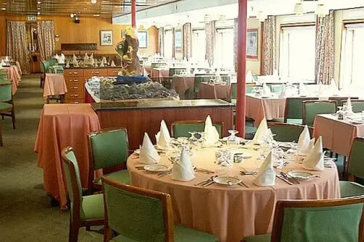 MV Funchal.webp