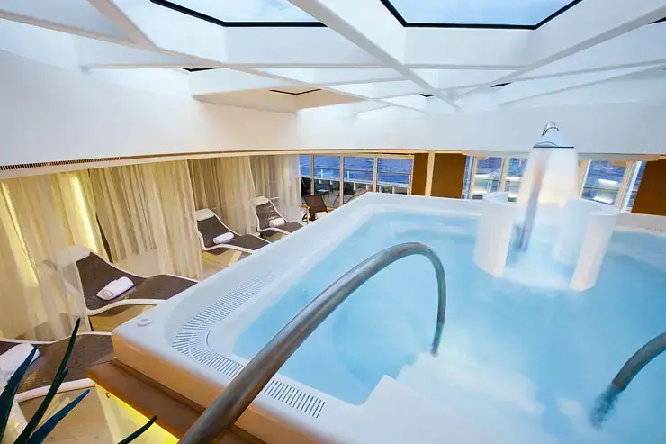 Seabourn Sojourn.webp