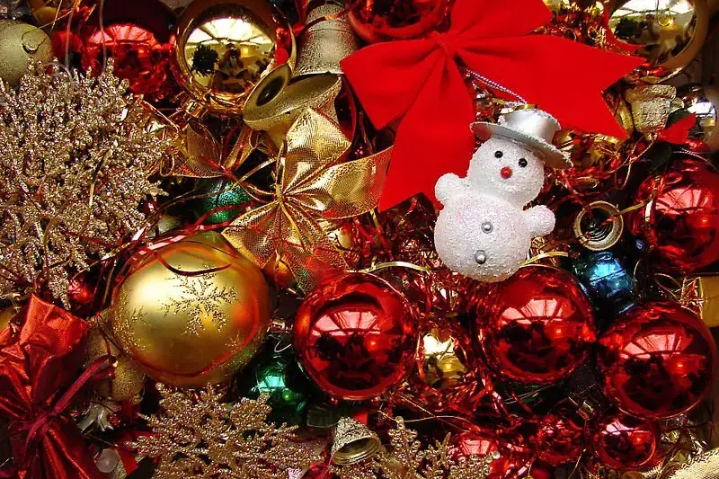 800px-Happy_new_year_06463.webp