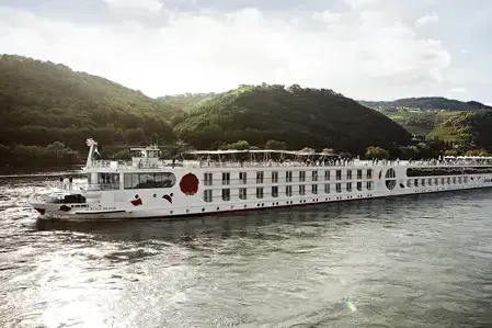 RN_DLX_SCHIFF_25_web_559x299.webp