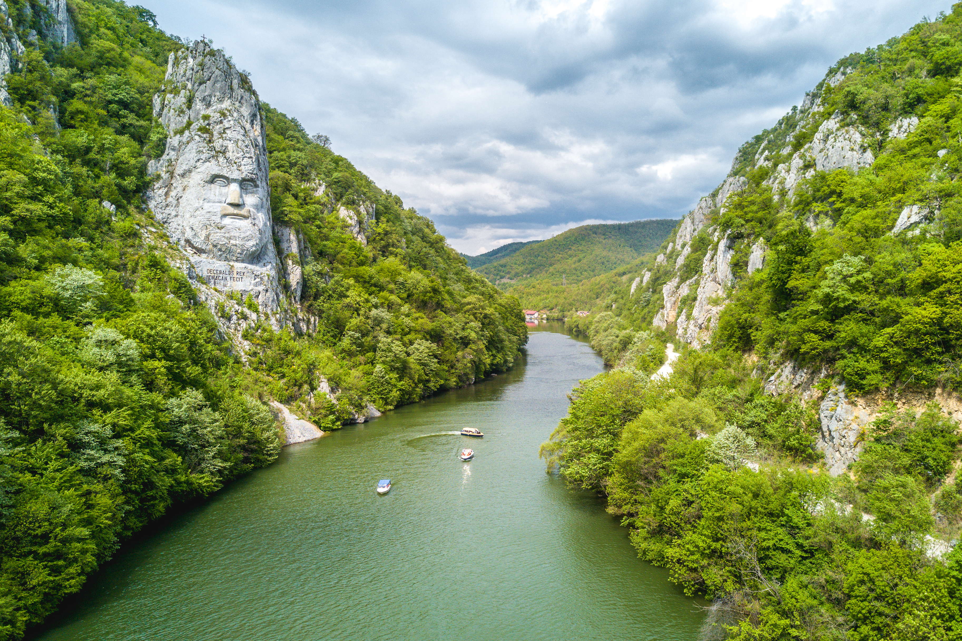 Lueftner_Cruises_Amadeus_Romania_Iron_Gates__c_AdobeStock_145579089.png