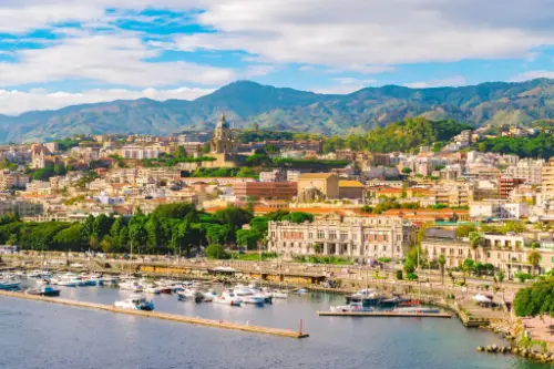 Messina, o. Sicily / Italy