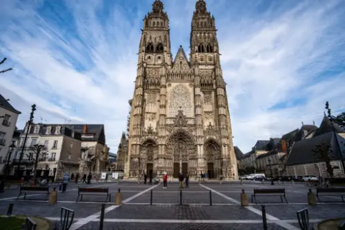 Мант-ла-Жоли / Франция