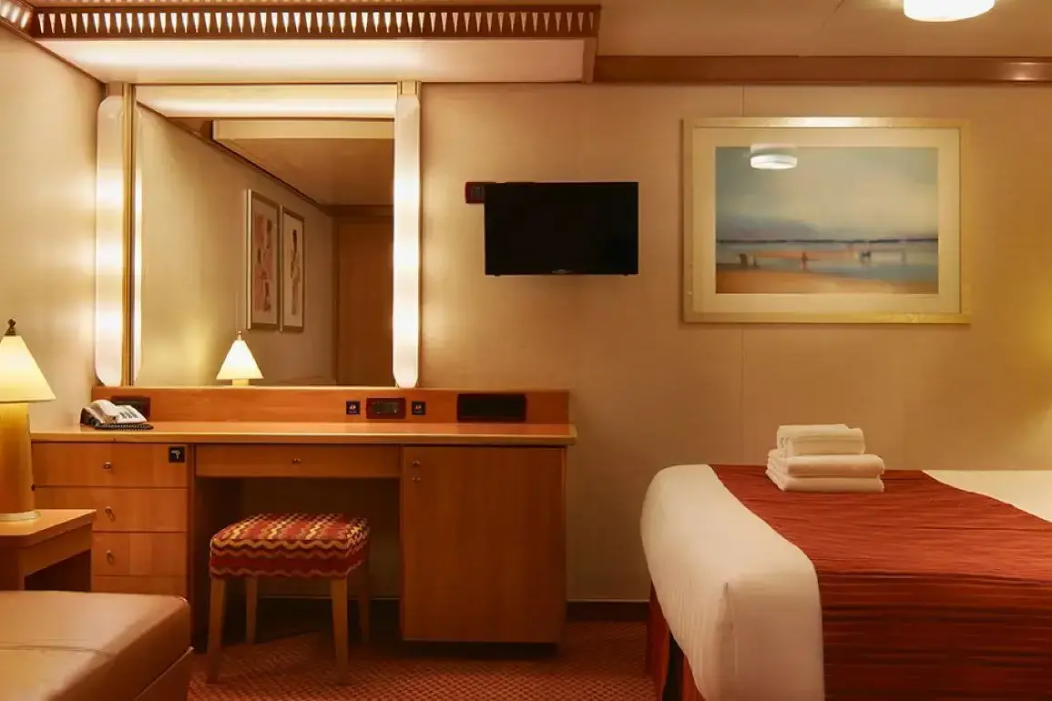 1Costa Deliziosa inside.webp