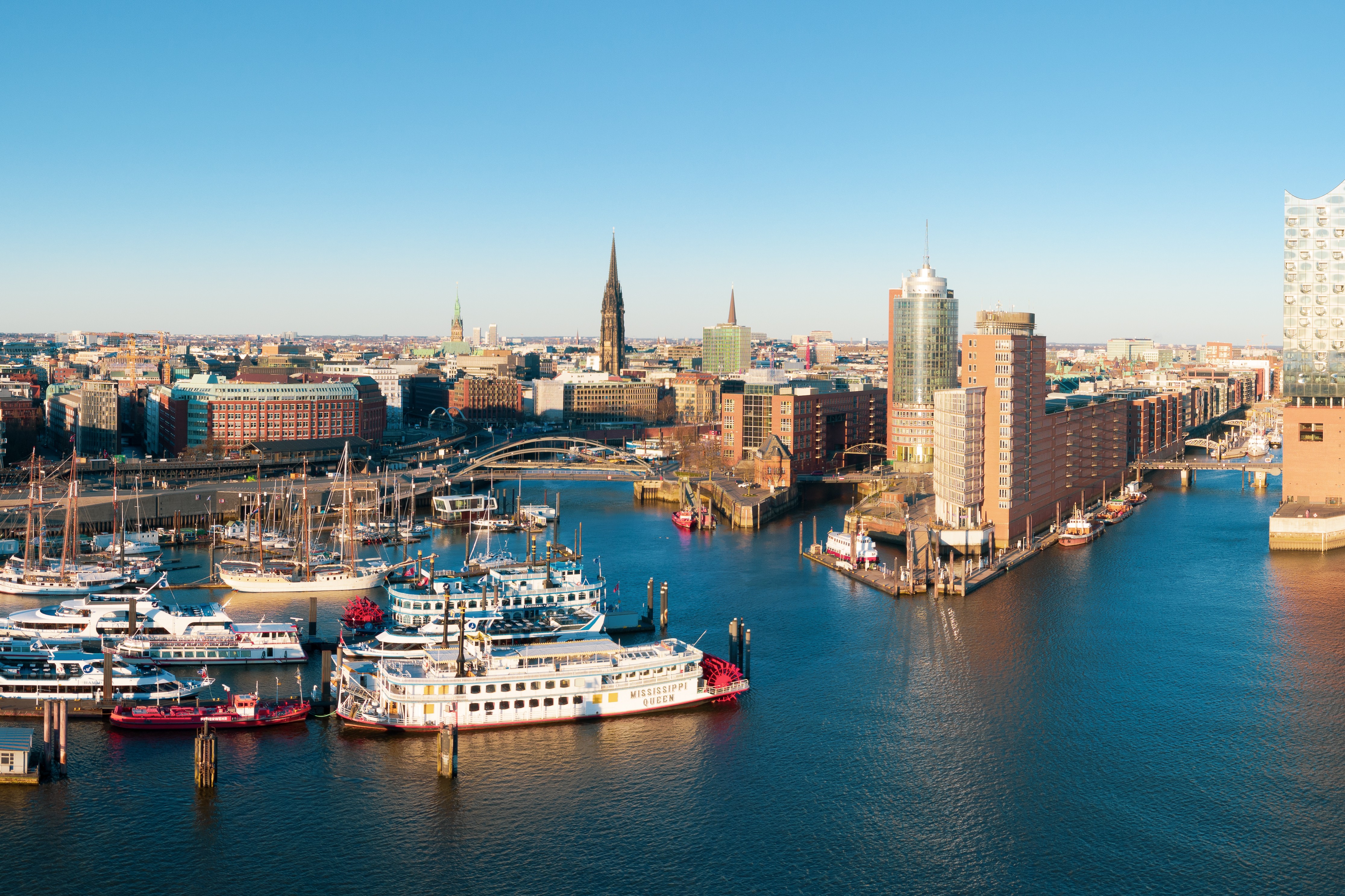 hamburg-adobestock-334409549.jpeg