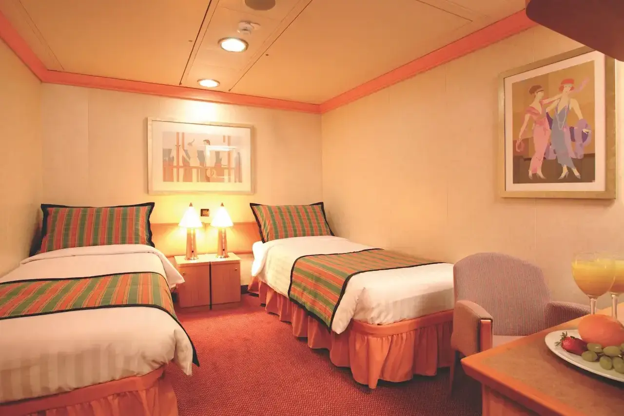 4 costa-fortuna_innenkabine.webp