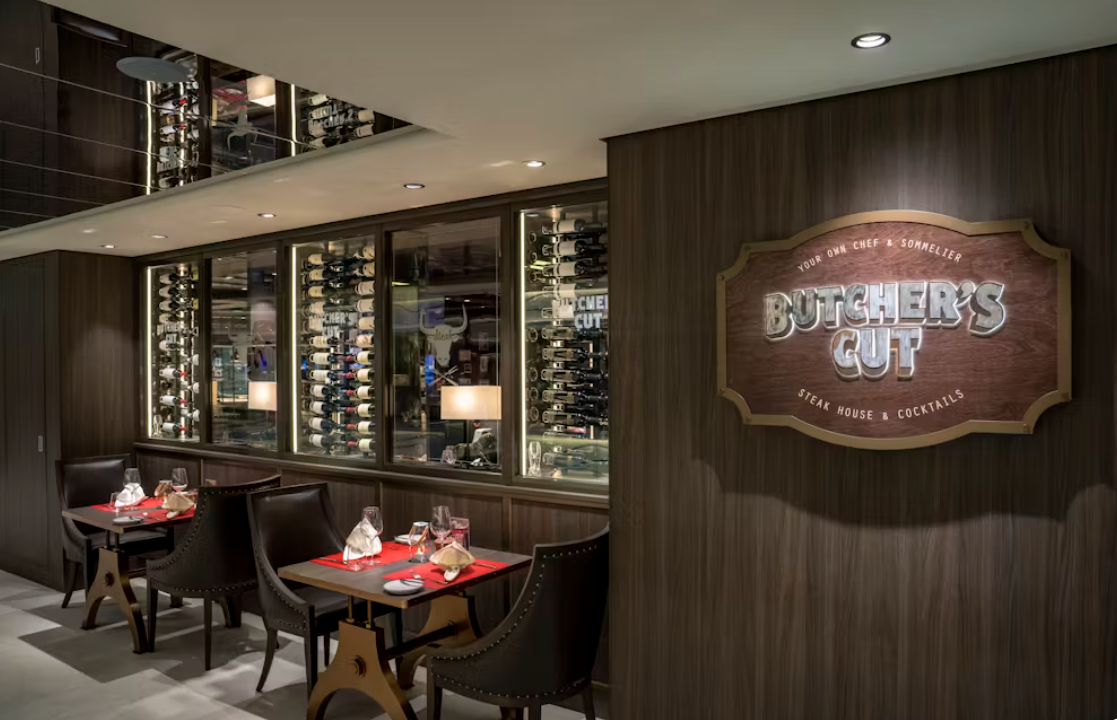 MSC Poesia will have a yacht club!