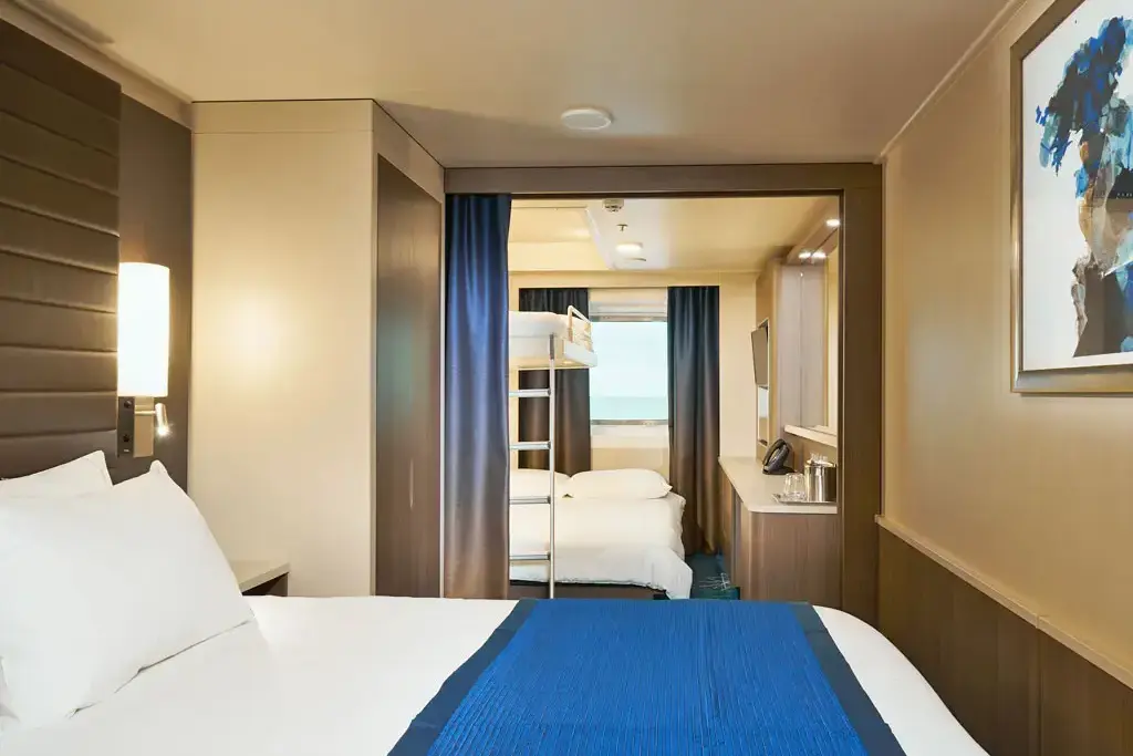 norwegian_breakaway_o5 o4_mega.webp