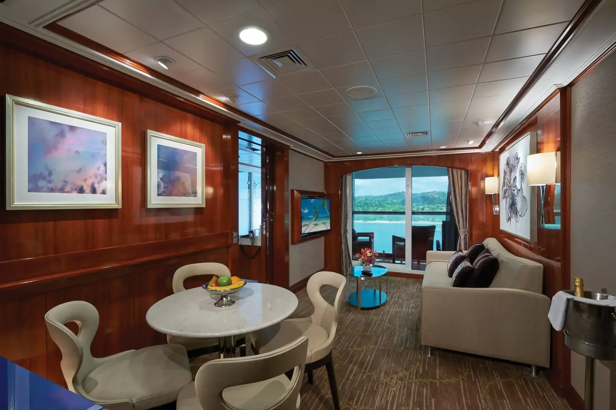 NCL Norwegian Jade The Haven 2-Bedroom Family S4.webp