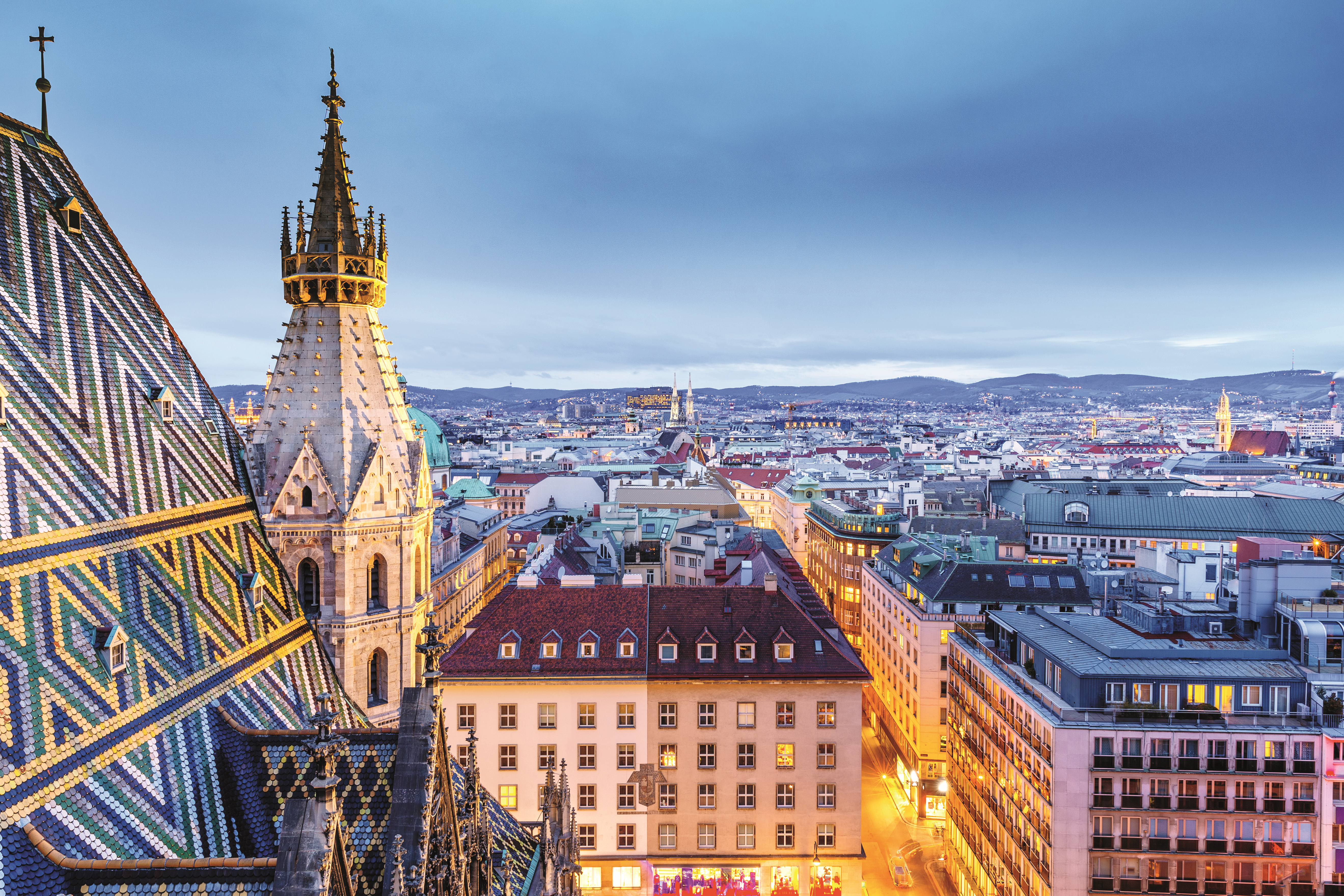 Lueftner_Cruises_Amadeus_Danube_Austria_Vienna_Stephen_s_Cathedral__c_LU1046467867.png
