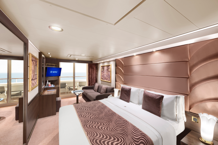 MSC25041581MSC  Divina MSC Yacht Club Deluxe Suite (YC1).png