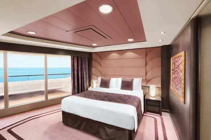 MSC25041580MSC Divina MSC Yacht Club Executive & Family Suite (YC2).webp