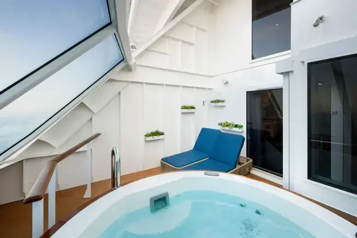 MSC Euribia, MSC Yacht Club Duplex Suite with whirlpool bath (YJD) 2.webp