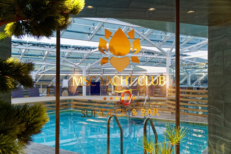 msc-grandiosa-yacht-club-03-sundeck-.jpg