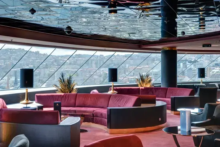 MSC17010858MSC Meraviglia, MSC Yacht Club - Top Sail Lounge.webp