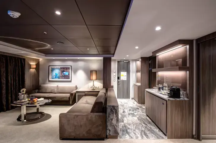 MSC17011232MSC Meraviglia, MSC Yacht Club Royal Suite with whirlpool bath (YC3).webp