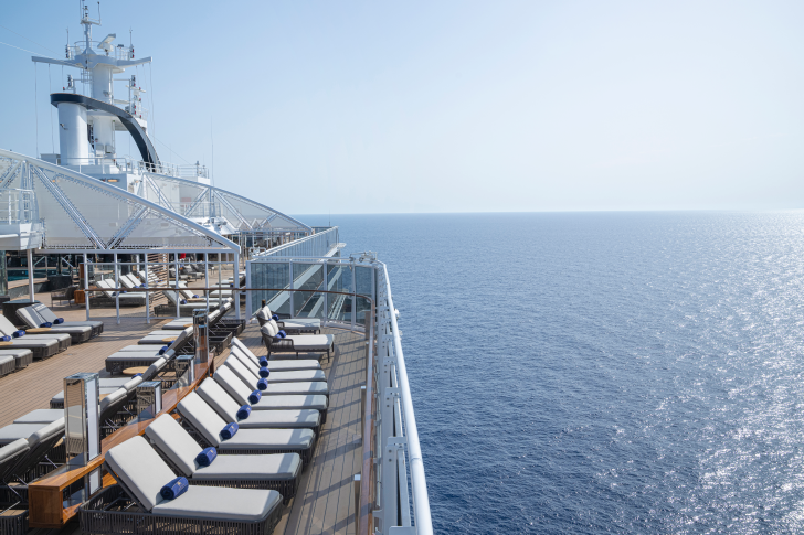 MSC21007903MSC Seashore, MSC Yacht Club Sundeck & Pool.png