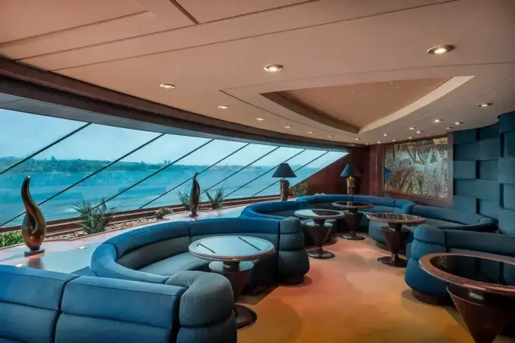 MSC25042580MSC Splendida, MSC Yacht Club - Top Sail Lounge.webp