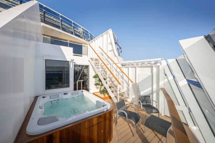 MSC25042096MSC World America, MSC Yacht Club Duplex Suite with Whirlpool Bath (YJD).png