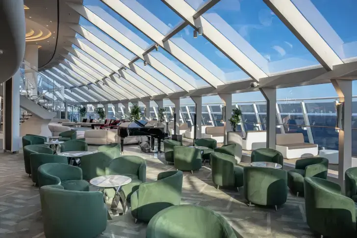 MSC25037870MSC World Asia, Top Sail Lounge.webp