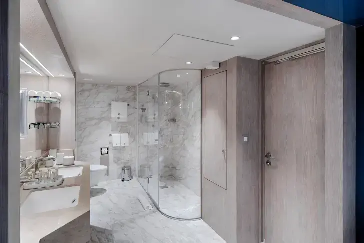 MSC25038087MSC World Asia, MSC Yacht Club Owner's Suite (YC4).webp