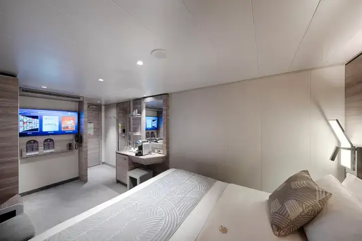 MSC25038080MSC World Asia, MSC Yacht Club Interior Suite (YIN).webp