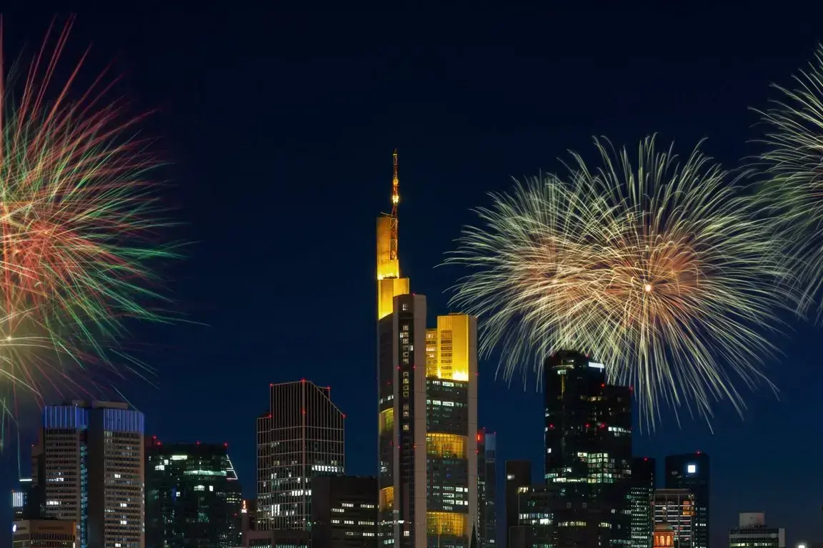 csm_RN_FRANKFURT_FEUERWERK_SILVESTER_sRGB_1355ceb210.webp
