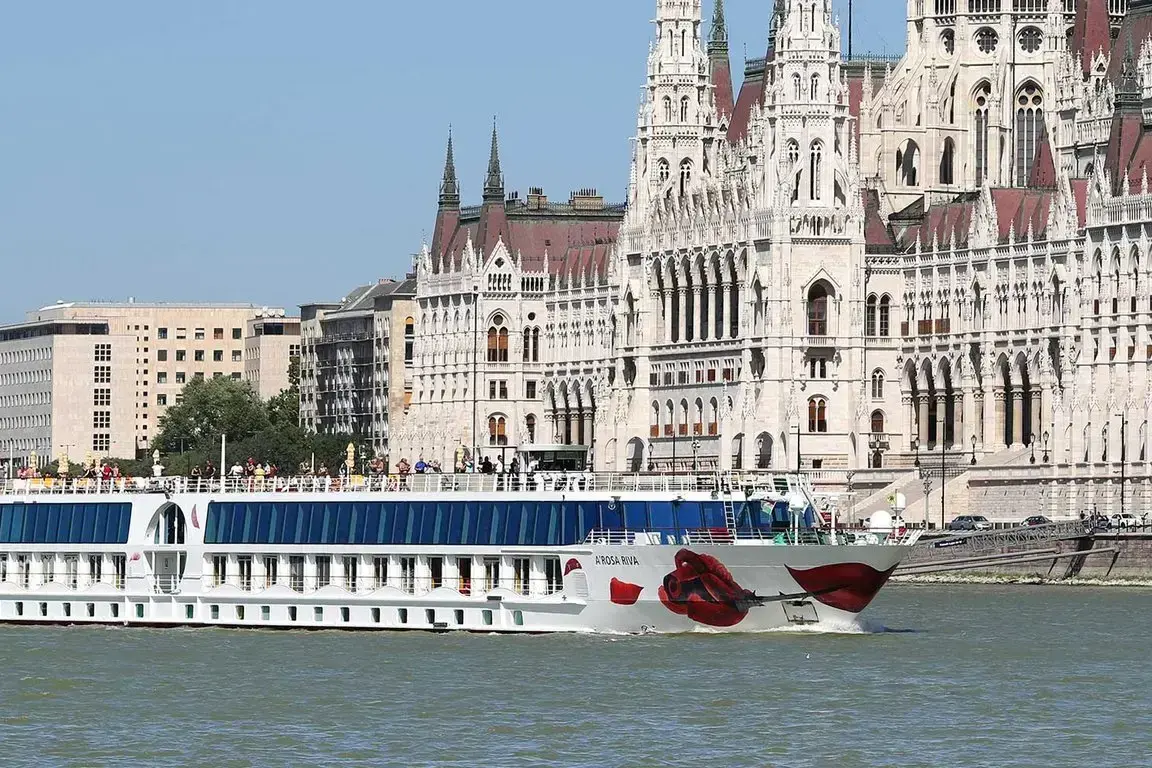 csm_header_DO_budapest_schiff_77b62f52c6.webp