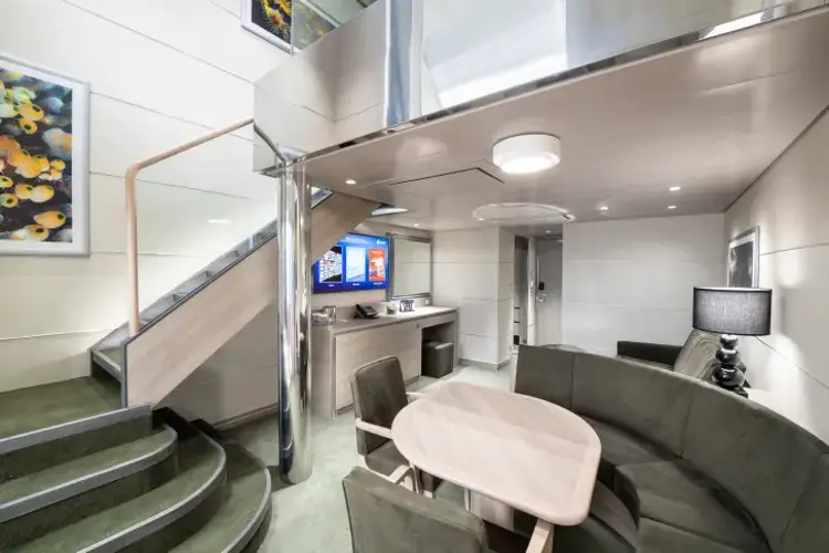 MSC20002587MSC Grandiosa, MSC Yacht Club Duplex Suite with whirlpool bath (YJD).webp