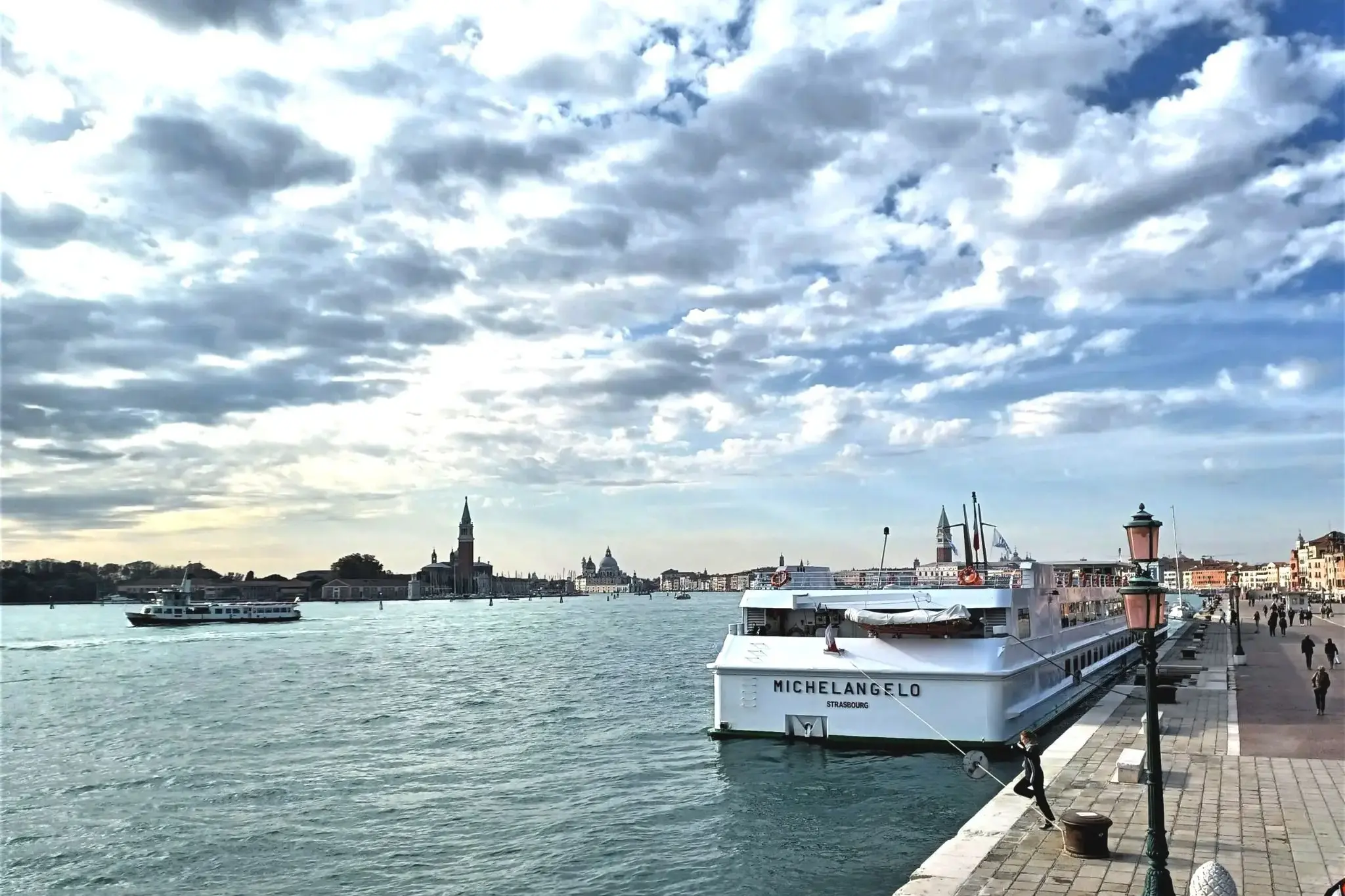 7 croisieurope-ms-michelangelo.webp