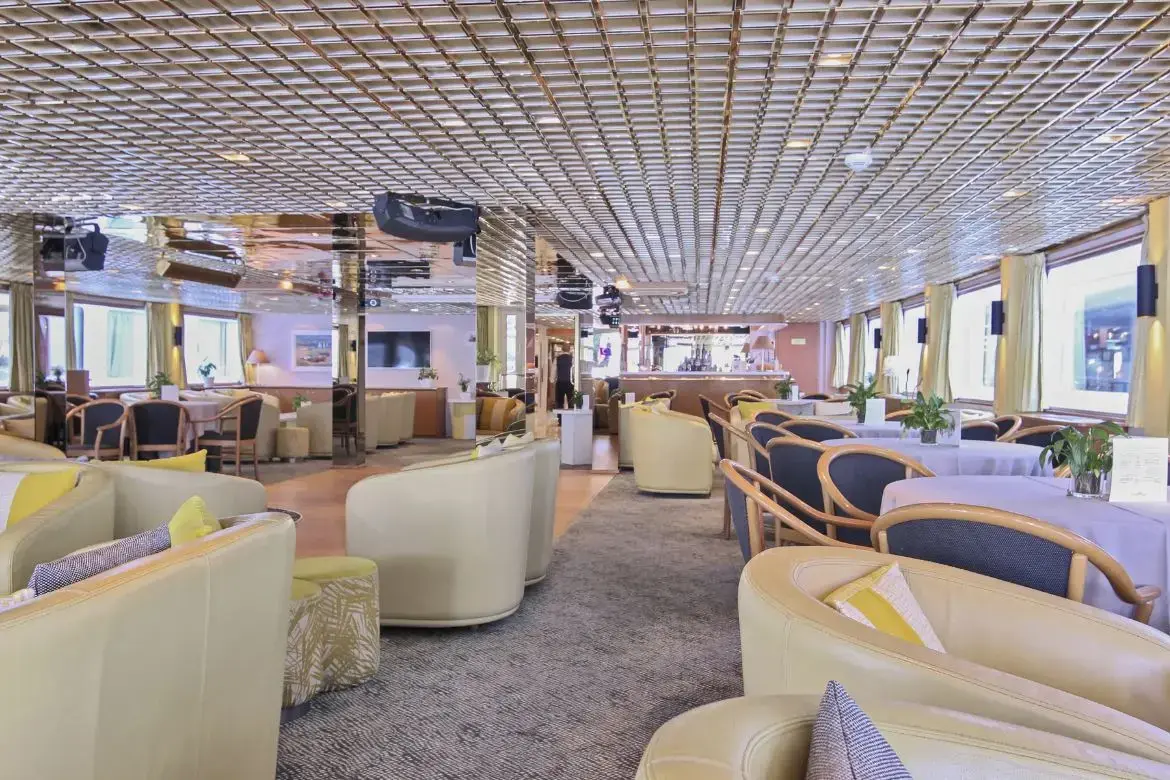 Vasco de Gama Lounge 1.webp