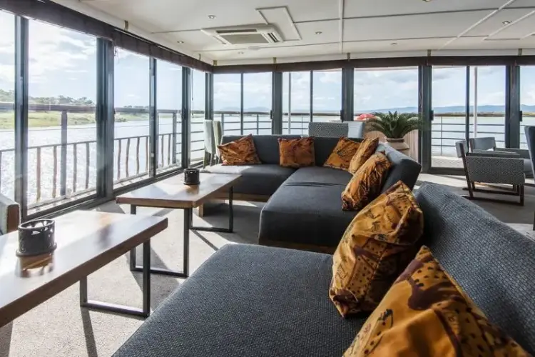 RV African Dream Bar 4.webp