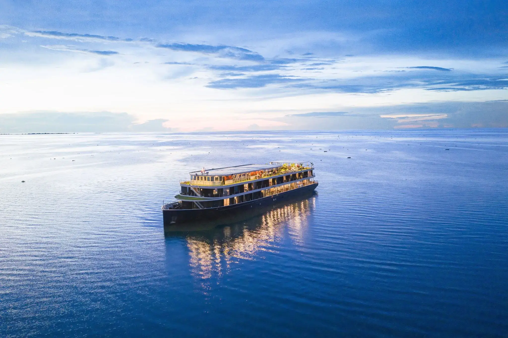 CroisiEuope RV Indochine II Exterior ©Monirath Ken.webp