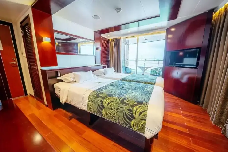 RV Indochine II 4 cabin.webp