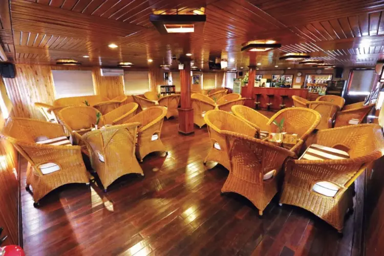 CroisiEurope Lan Diep Lounge.webp