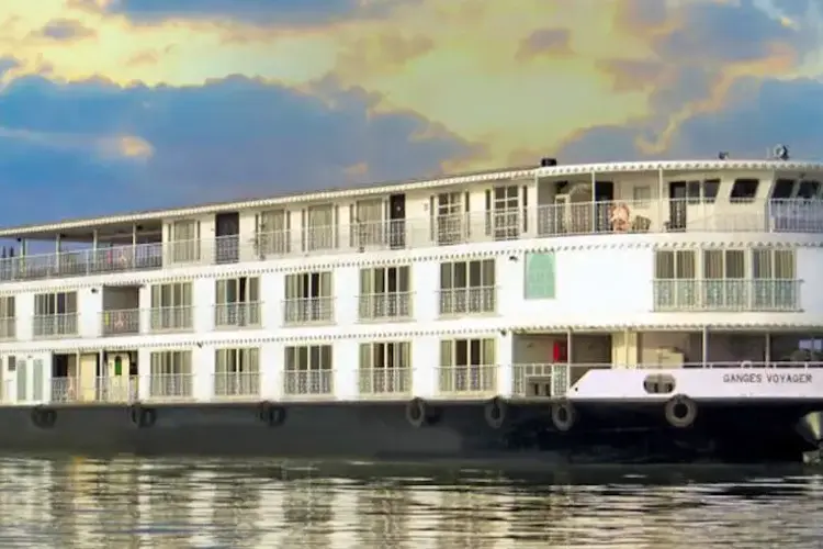rv_ganges_voyager_ship_5.webp