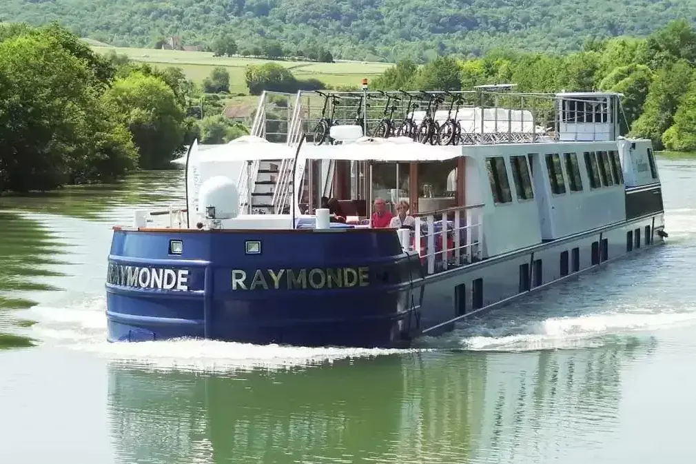 MS RAYMONDE ship 1.webp