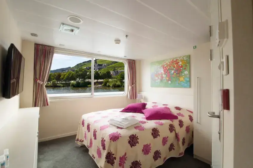 cabine-grand-lit-pont-intermediaire-ms-gerard-schmitter-rhin-croisieurope