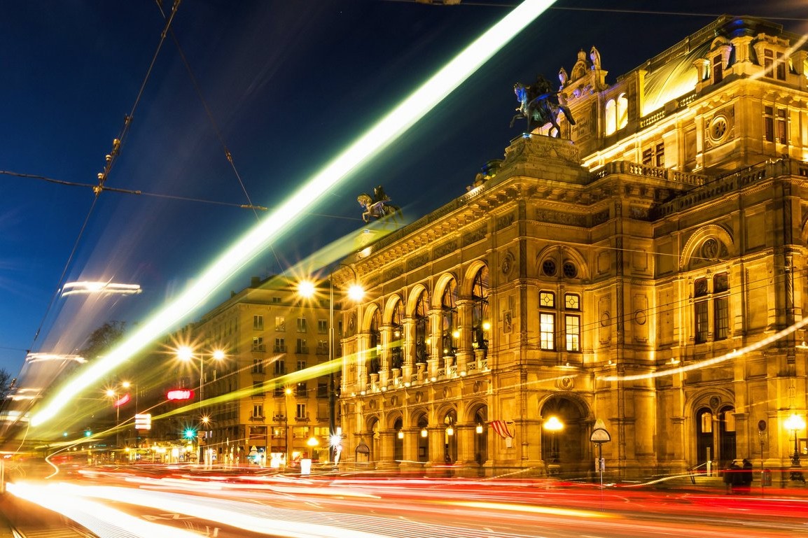 csm_AdobeStock_117915903_Opernhaus_Wien_96e4d71f6a.jpeg