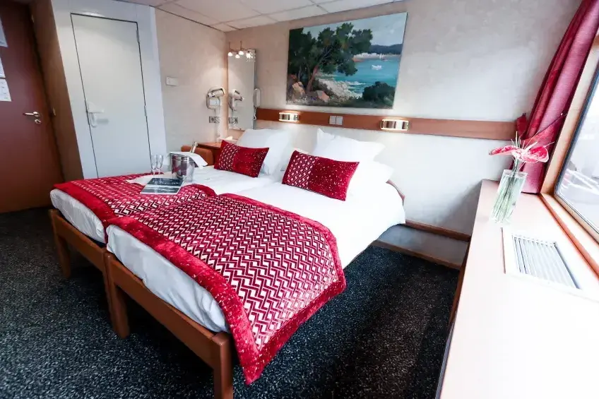 cabine01-deux-lits-separes-pont-superieur-ms-rhone-princess-rhone-croisieurope-fabien-loaec