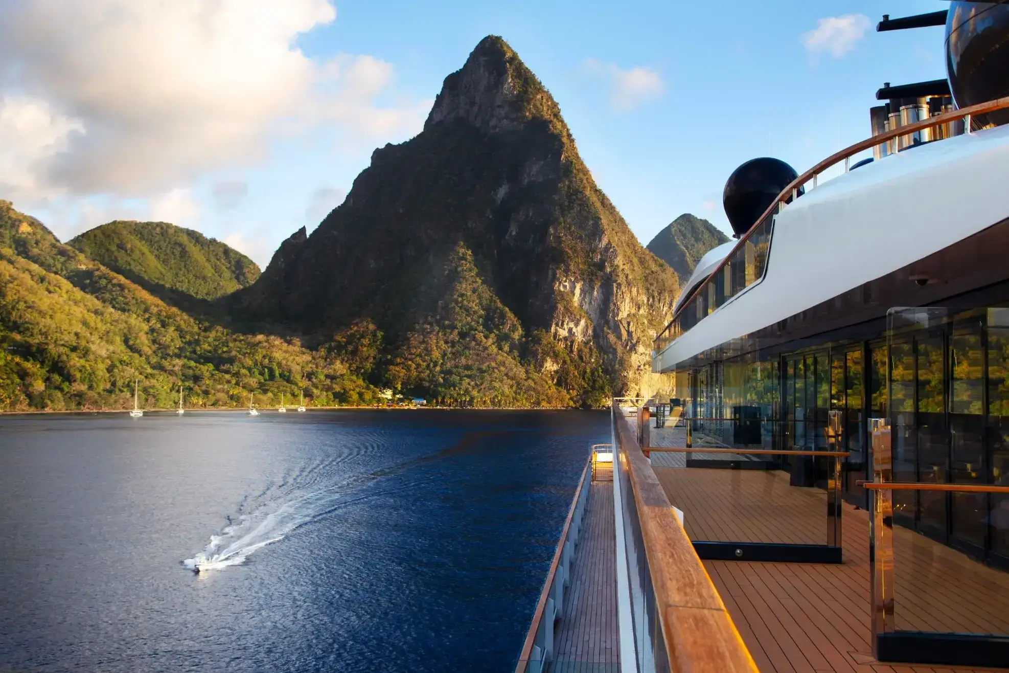 EV_2023_Exteriors_St. Lucia_001.webp