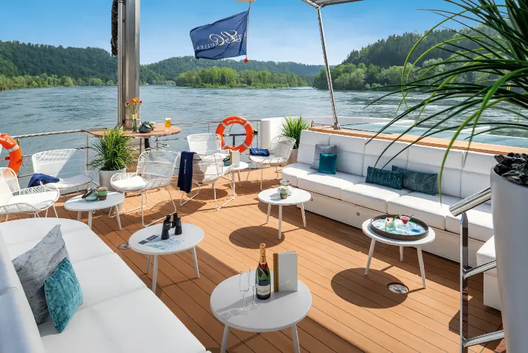 Lueftner_Cruises_AMADEUS_Star_River_Terrace_02.webp